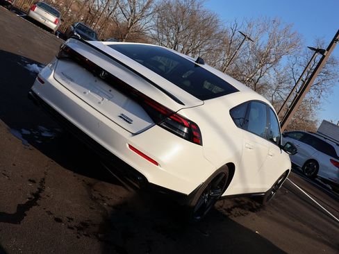 Certified 2025 Honda Accord Sport image 7