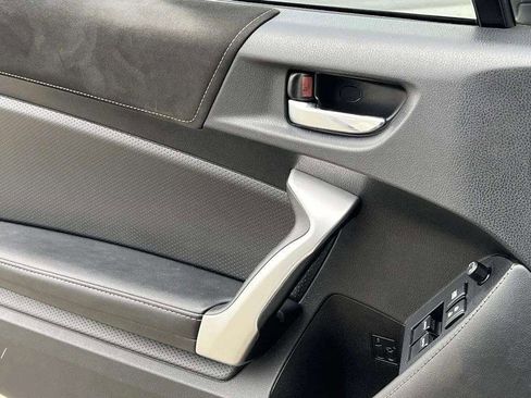 Used 2017 Toyota 86 image 27