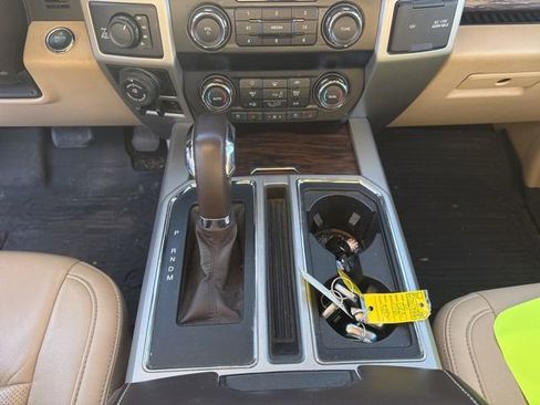 Used 2020 Ford F150 Lariat image 21