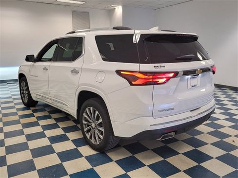 Used 2023 Chevrolet Traverse Premier image 20