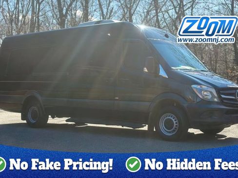 Used 2016 Mercedes-Benz Sprinter 3500 image 1