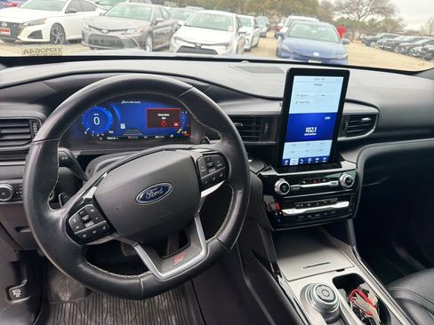 Used 2022 Ford Explorer ST w/ Equipment Group 401A image 11