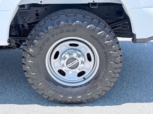 Used 2022 Ford F250 XL w/ Power Equipment Group AWD/4WD image 34
