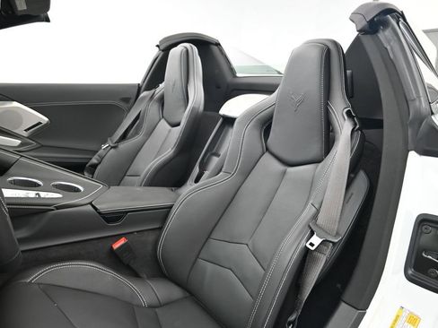 Used 2026 Chevrolet Corvette Stingray Preferred Conv w/ Z51 Performance Package RWD image 5