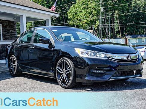 Used 2017 Honda Accord Sport image 10