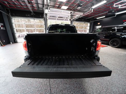 Used 2023 Toyota Tacoma TRD Sport image 27