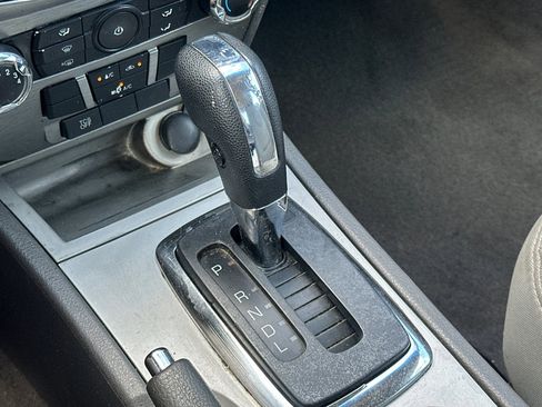 Used 2012 Ford Fusion SE image 19