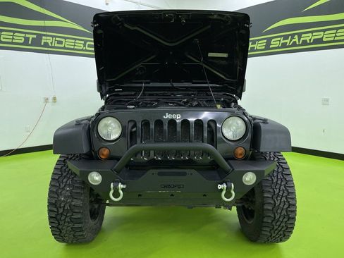 Used 2008 Jeep Wrangler Unlimited Rubicon w/ Dual Top Group image 4