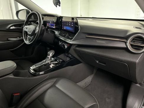 Certified 2024 Chevrolet Trax ACTIV w/ Driver Confidence Package image 28