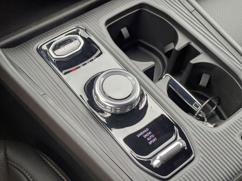 New 2026 Jeep Cherokee Limited AWD/4WD image 22