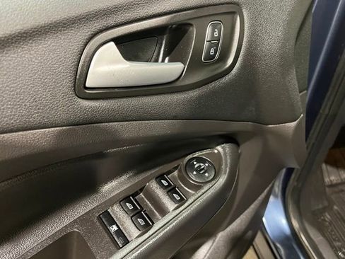 Used 2018 Ford Escape SE w/ SE Sync 3 Package image 14