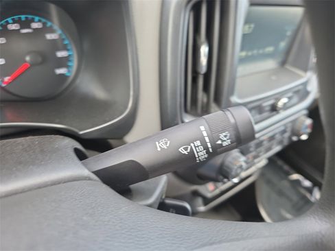 Used 2018 Chevrolet Colorado W/T w/ WT Convenience Package image 24