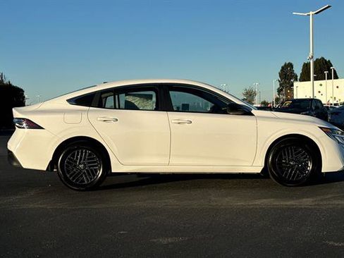 New 2026 Nissan Sentra SV w/ SV Convenience Package image 3