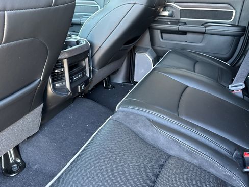 New 2026 RAM 2500 Laramie AWD/4WD image 11