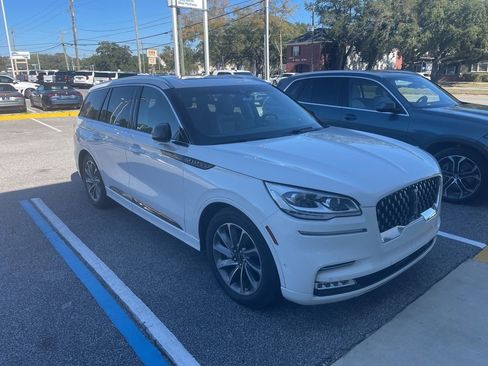 Used 2020 Lincoln Aviator Grand Touring w/ Equipment Group 301A image 1