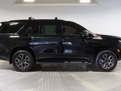 Used 2022 Chevrolet Tahoe Z71 w/ Luxury Package AWD/4WD image 13