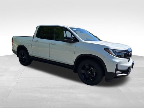 New 2026 Honda Ridgeline Black Edition image 9