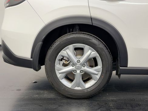 Certified 2025 Honda HR-V LX image 28