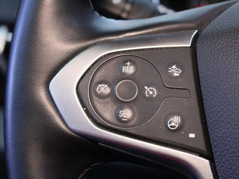 Used 2023 Chevrolet Traverse RS image 23