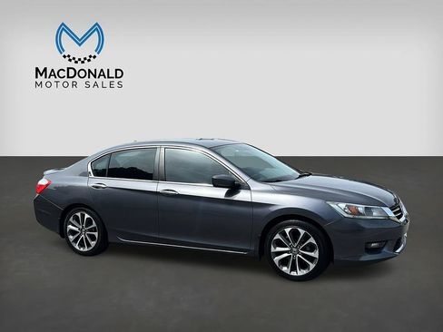Used 2014 Honda Accord Sport image 2