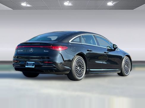 Certified 2023 Mercedes-Benz EQS 580 4MATIC Sedan image 8