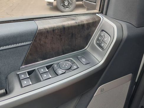 New 2026 Ford F250 Lariat image 16