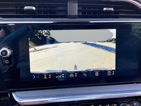 Used 2024 GMC Sierra 2500 Denali Ultimate AWD/4WD image 15