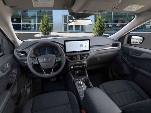 New 2025 Ford Escape Active w/ Active Premium Tech Pack image 33