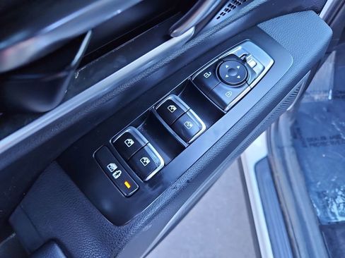 Used 2023 Kia Telluride S image 27