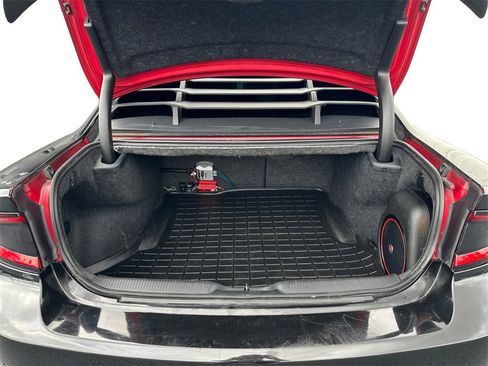 Used 2015 Dodge Charger R/T w/ Premium Group image 18