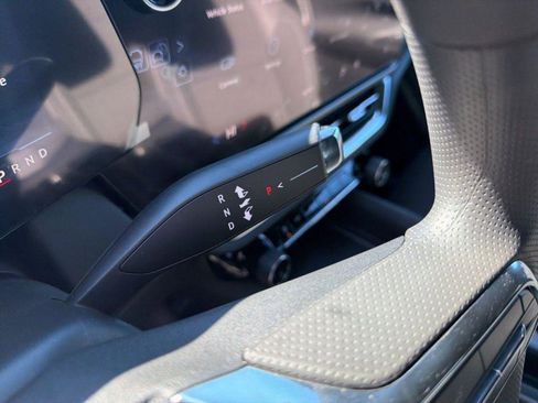 New 2026 Chevrolet Equinox EV LT image 8