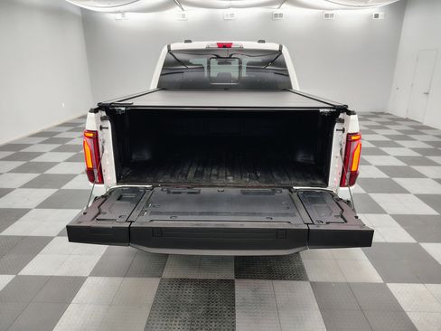 Used 2025 Ford F150 Platinum w/ Equipment Group 702A High AWD/4WD image 21