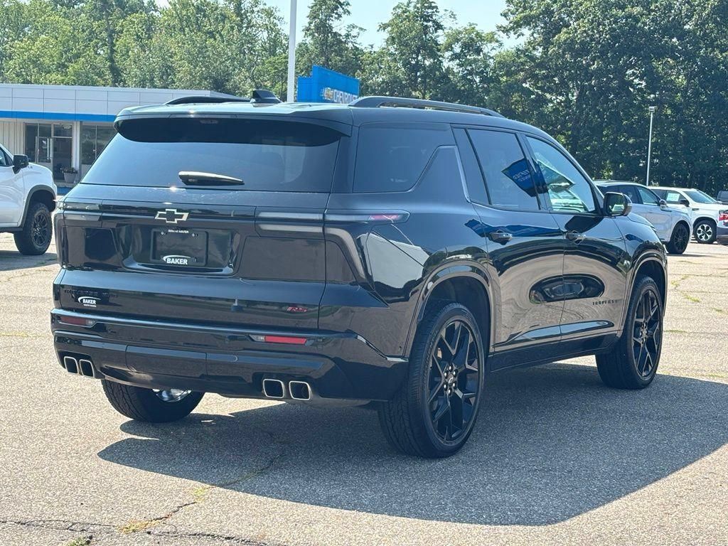 Used 2026 Chevrolet Traverse RS w/ LPO, Floor Liner Package AWD/4WD image 33