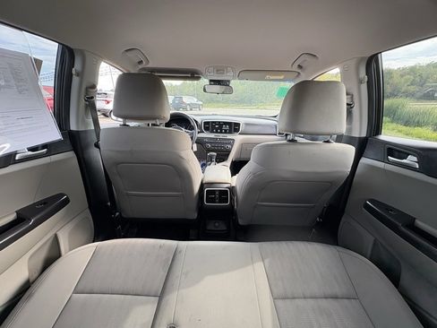 Used 2021 Kia Sportage LX image 20