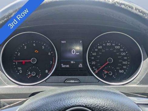 Used 2018 Volkswagen Tiguan SE w/ Panoramic Sunroof Package FWD image 30