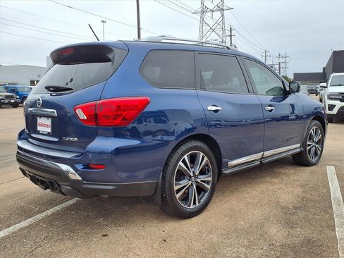 Used 2018 Nissan Pathfinder Platinum image 25