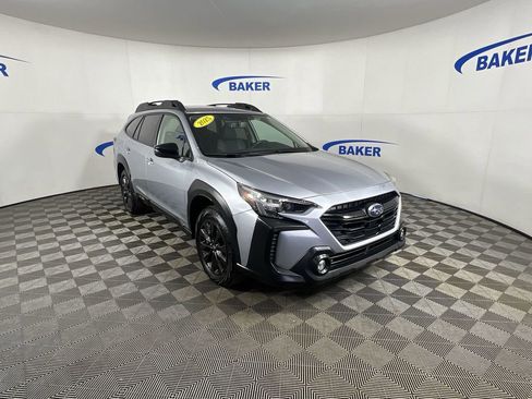 Used 2025 Subaru Outback Onyx Edition AWD/4WD image 2