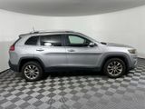 Used 2019 Jeep Cherokee Latitude Plus image 4