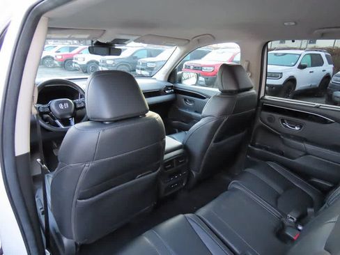 Certified 2024 Honda Pilot EX-L image 16