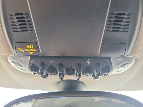 Used 2015 MINI Cooper Paceman S image 32