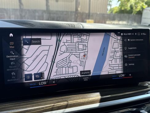 Used 2023 BMW X7 xDrive40i image 13