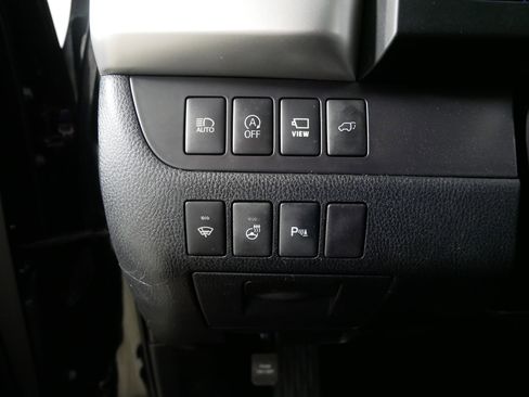 Used 2019 Toyota Highlander Limited Platinum image 26