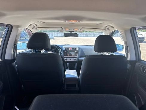 Used 2016 Subaru Outback 2.5i Premium AWD/4WD image 11