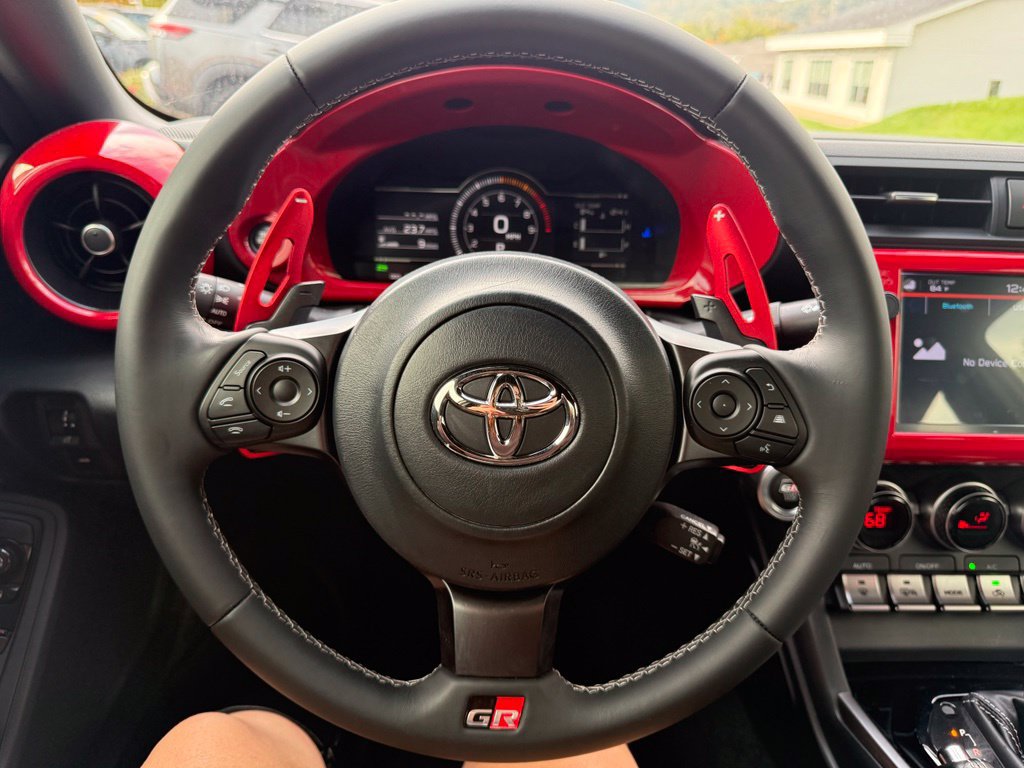 Used 2025 Toyota GR86 Premium w/ Performance Package RWD image 13