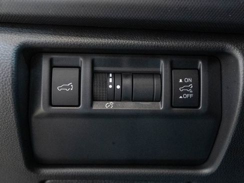Used 2025 Subaru Forester Touring w/ Popular Package - Touring AWD/4WD image 26