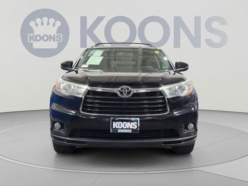 Used 2016 Toyota Highlander XLE AWD/4WD image 11