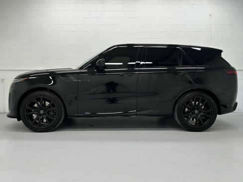 Used 2024 Land Rover Range Rover Sport image 4