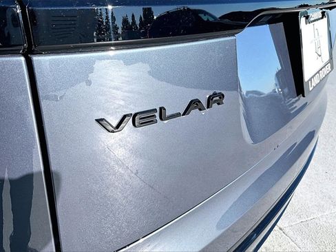 New 2026 Land Rover Range Rover Velar Dynamic SE image 9
