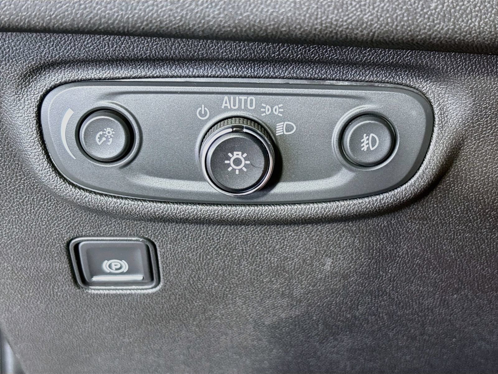 Used 2020 GMC Terrain Denali FWD image 10