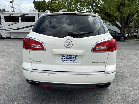 Used 2015 Buick Enclave Leather FWD image 4